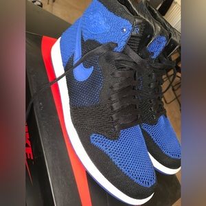 Nike Air Jordan Retro 1 High Flyknit Size 10.5